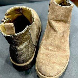 Tan girls booties